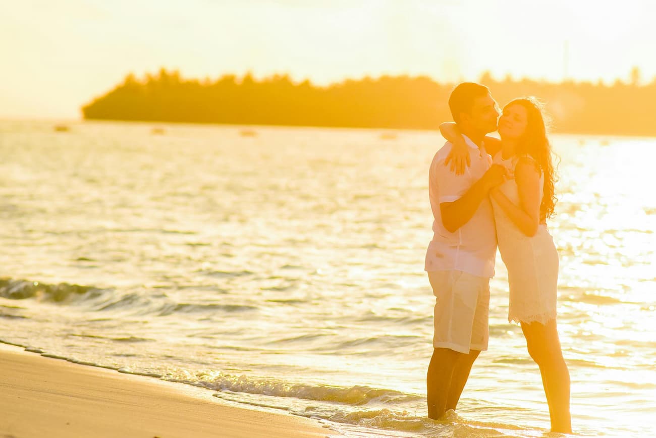 antigua airport transfers for couples